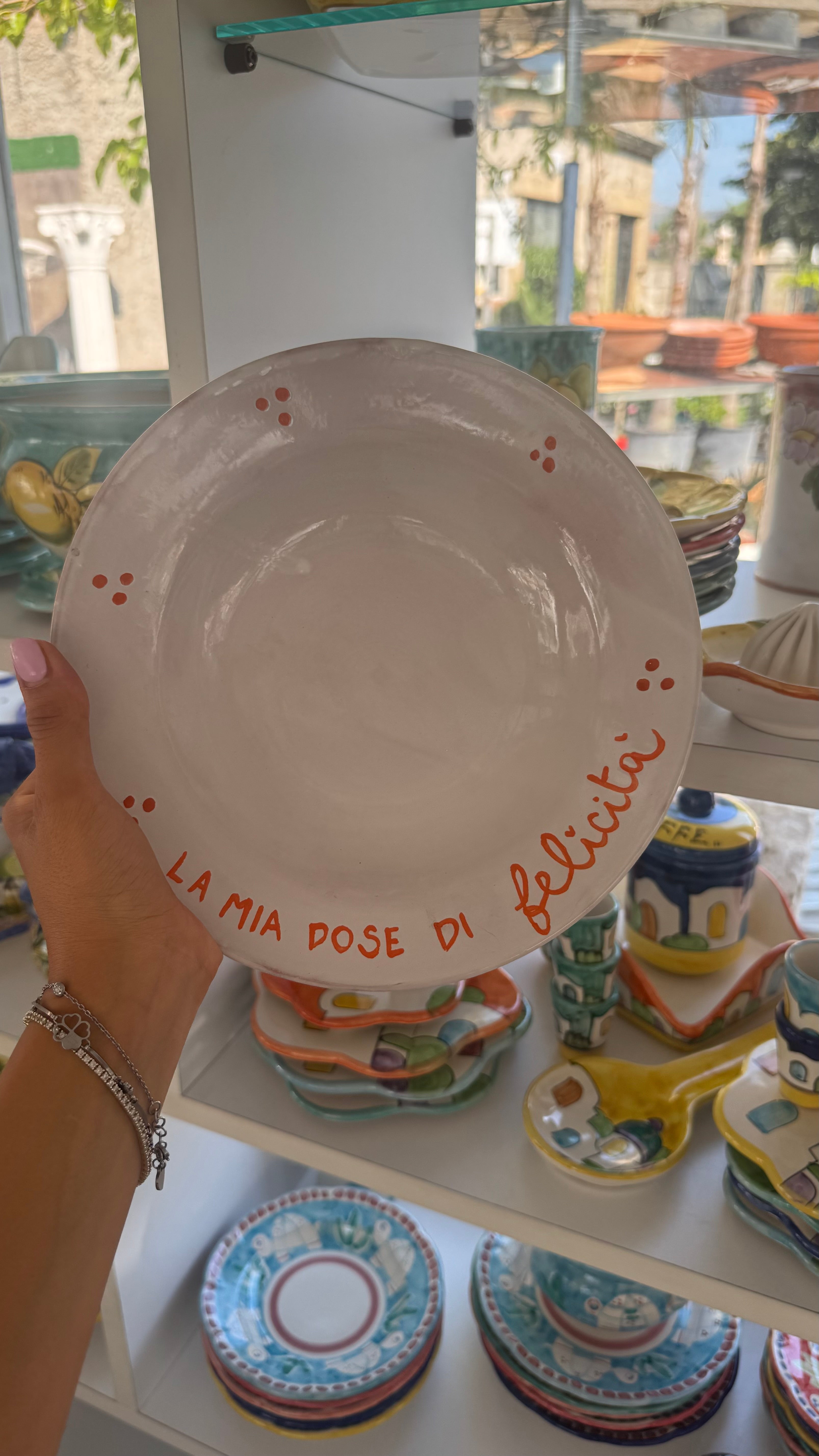 Piatto fondo felicità