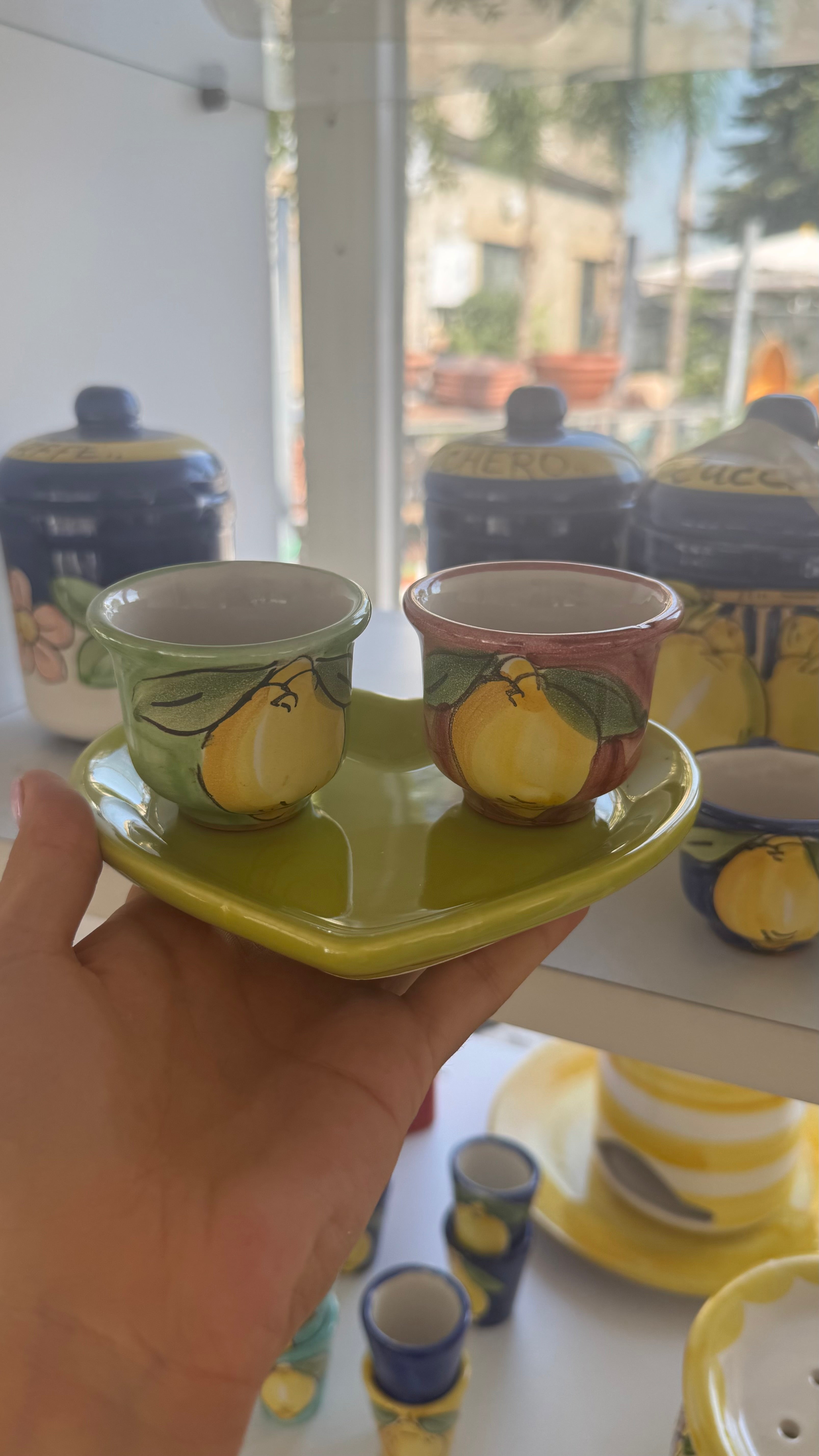 Set tazzine limoni con piatto romantico