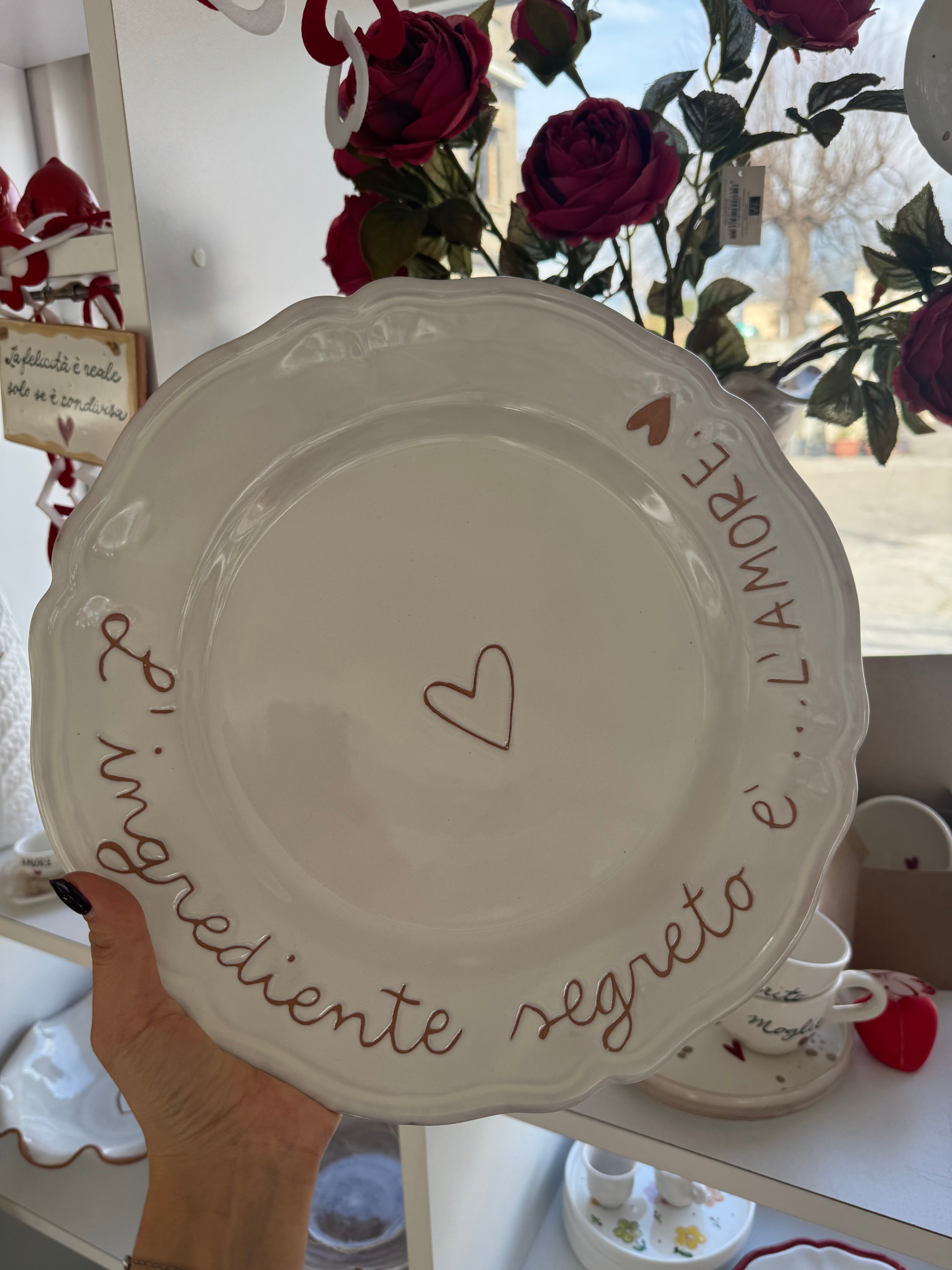 Piatto inciso con cuore