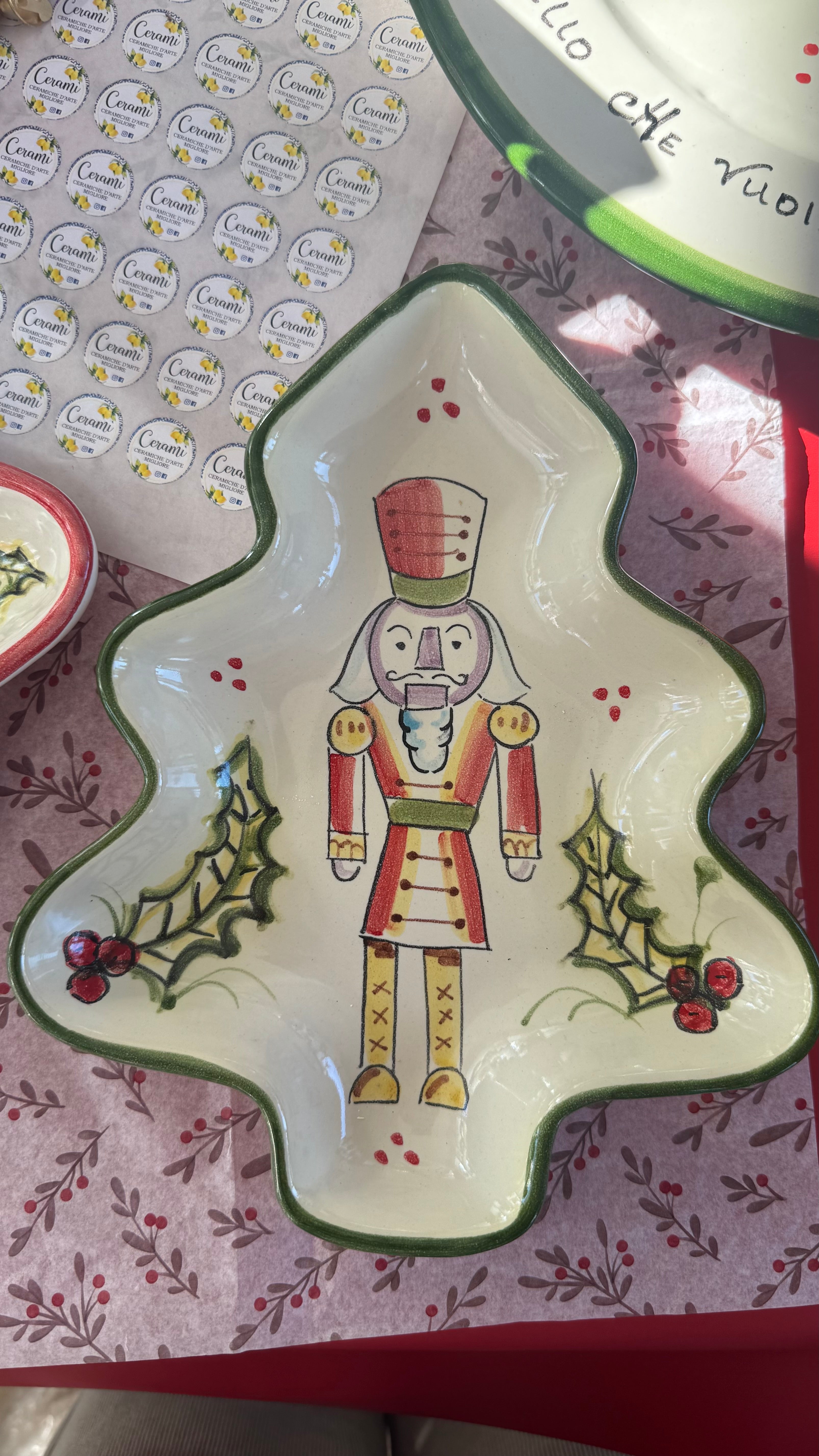 VASSOIO SCHIACCIANOCI